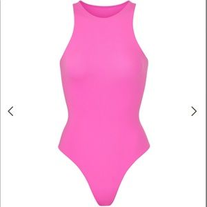 ❌SOLD❌ FITS EVERYBODY HIGH NECK BODYSUIT Neon ORCHID